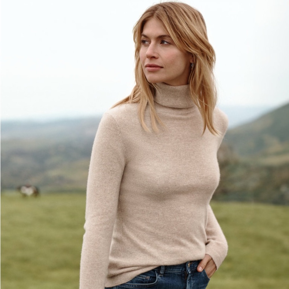 Garnet Hill Taupe Turtleneck Top Light Tan Cream Knit High Neck Long Sleeve xs